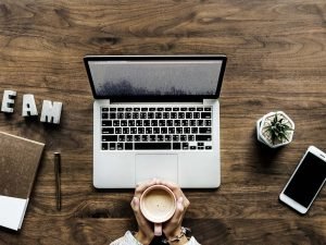 Read more about the article How to get a Colombian work visa: all you need to know