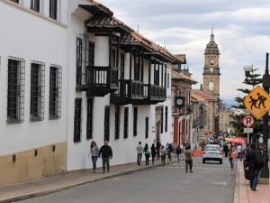 Read more about the article Best neighborhoods in Bogotá: why stay in La Candelaria