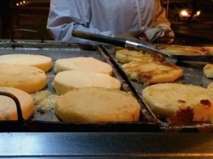 Read more about the article Arepa de yuca: how to prepare it just like Bogota’s food carts
