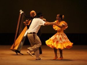 Read more about the article Joropo: the art of stomping with Colombian style