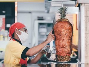 Read more about the article The top 5 local food chains that are worth trying in Bogotá