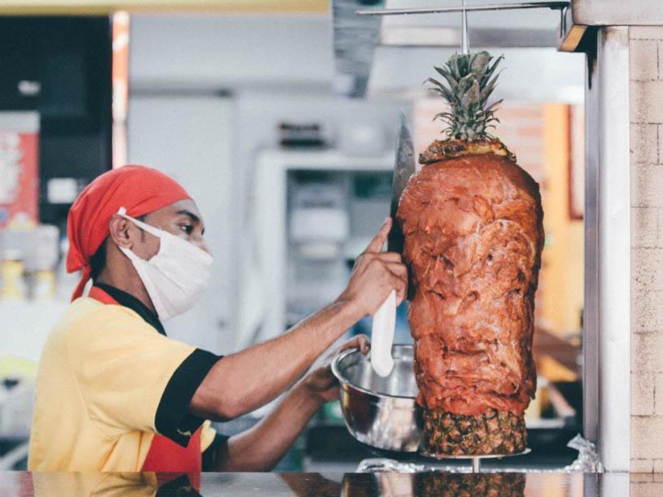 You are currently viewing The top 5 local food chains that are worth trying in Bogotá