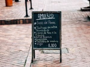 Read more about the article “El Corrientazo”: The Most Traditional Lunch in Bogotá